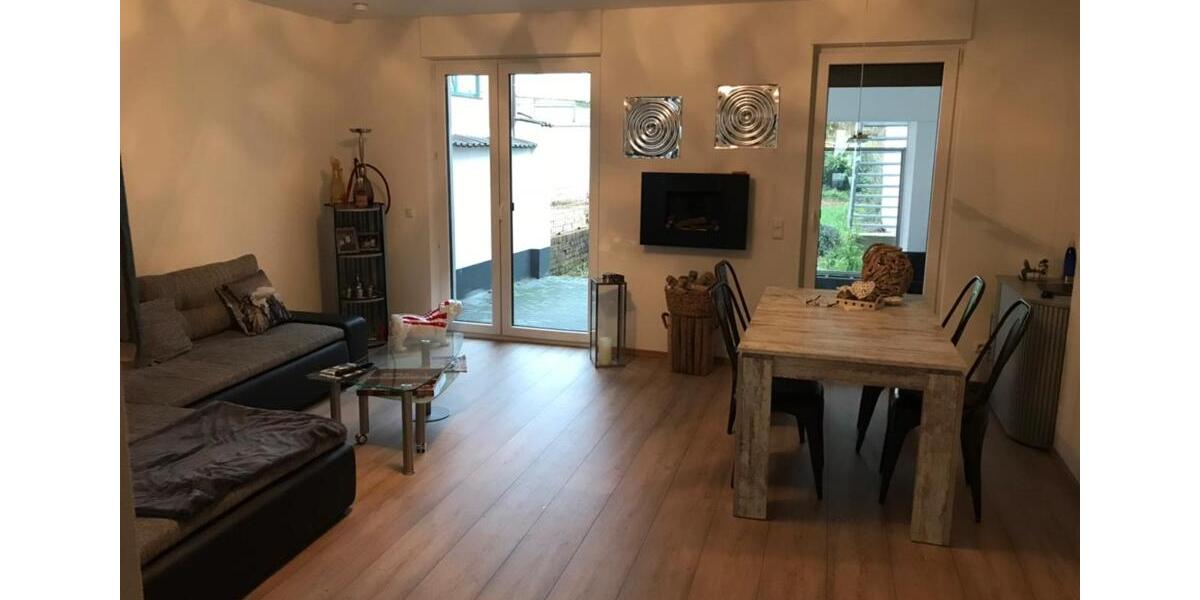 Erdgeschoßwohnung Eschweiler - 2 Zimmer, 90 m&sup2;, 250.000&euro; | Angebot:25931611