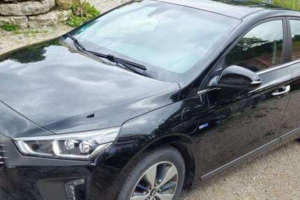 Hyundai IONIQ 128.000 km 14.000 € Seehausen am Staffelsee 82418