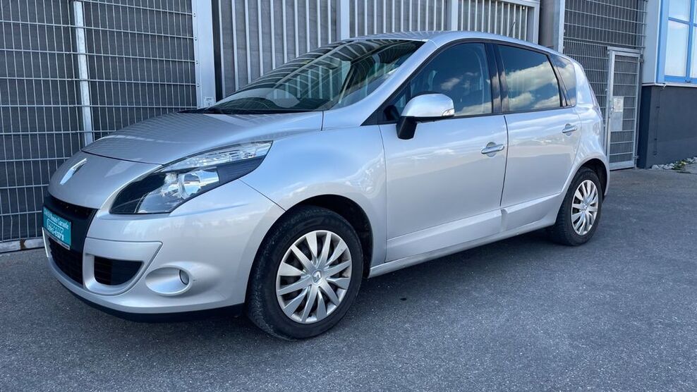 Renault Scenic 156.000 km 3.999 € Holzgerlingen 71088