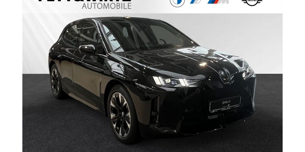 BMW iX 4.000 km 78.990 &euro; Moers 47441
