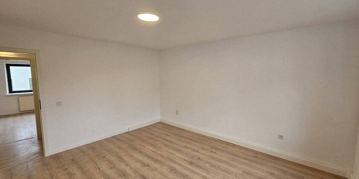 Etagenwohnung Schiffweiler - 2 Zimmer, 47 m&sup2;, 530&euro; | Angebot:26883216