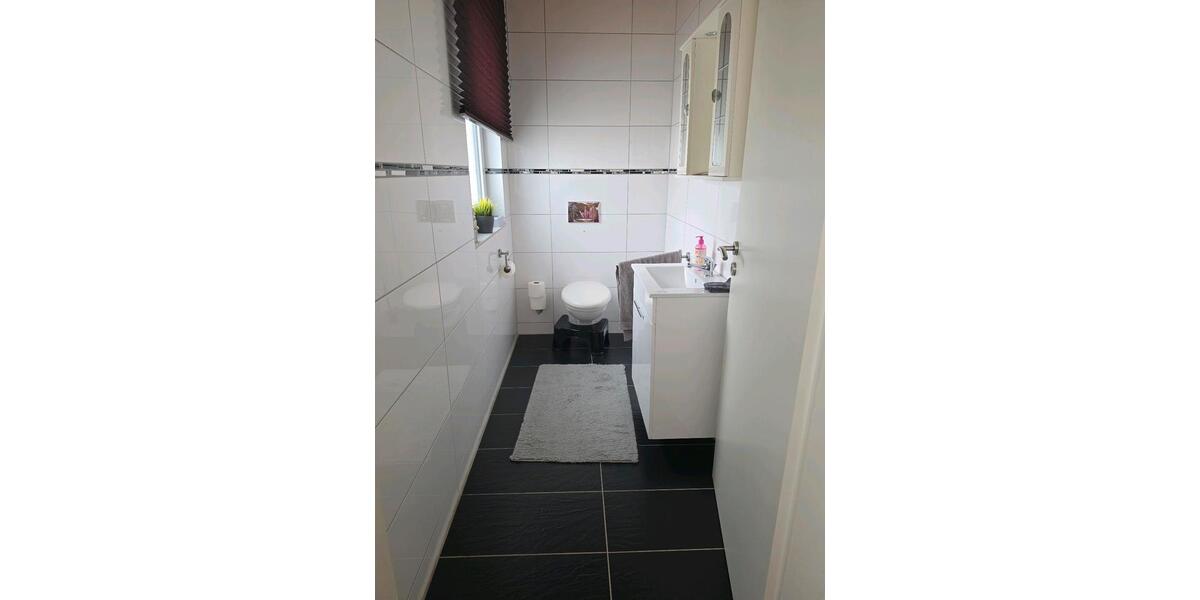 Etagenwohnung Brühl - 4.5 Zimmer, 130 m&sup2;, 450.000&euro; | Angebot:26836515