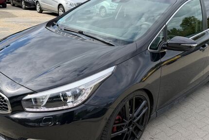 Kia ceed / Ceed 157.000 km 7.999 &euro; Berlin 12349