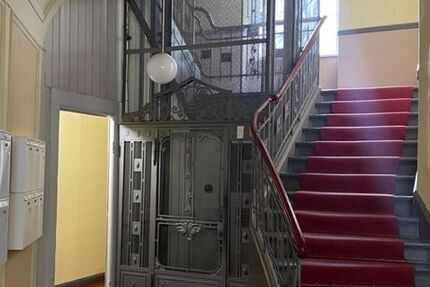 Provisionsfrei* Jugendstil-Architektur, hohe Räume und Lage, Lage, Lage !