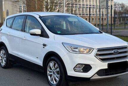 Ford Kuga 245.000 km 5.699 &euro; Chemnitz 09120