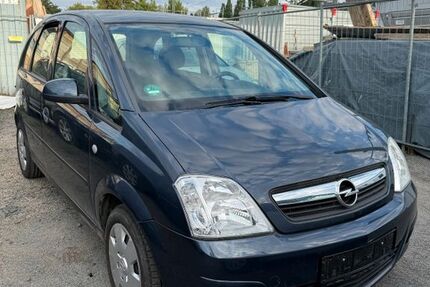 Opel Meriva 123.900 km 2.990 &euro; Frankfurt am Main 65933
