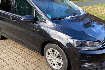 VW Touran 183.000 km 11.950 &euro; Gössweinstein 91327