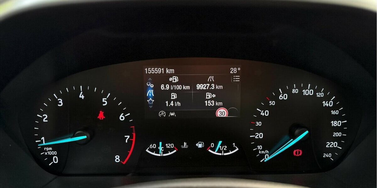 Ford Focus Titanium Lim. Head-Up Panorama 155.000 km 6.990 &euro; Neckarsulm 74172