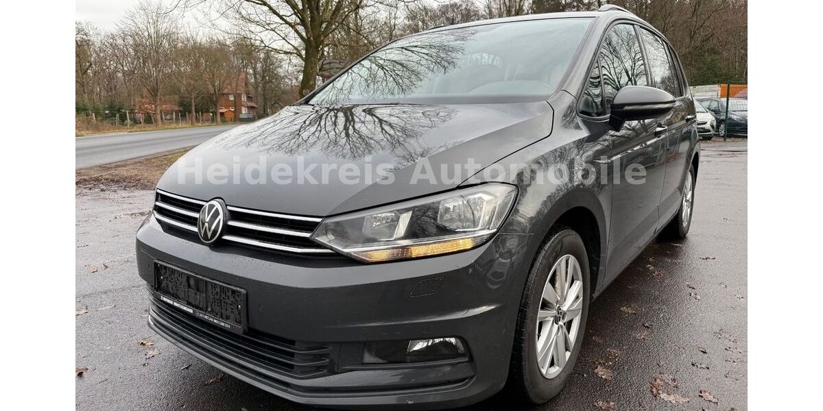 VW Touran 209.000 km 15.900 &euro; Soltau 29614