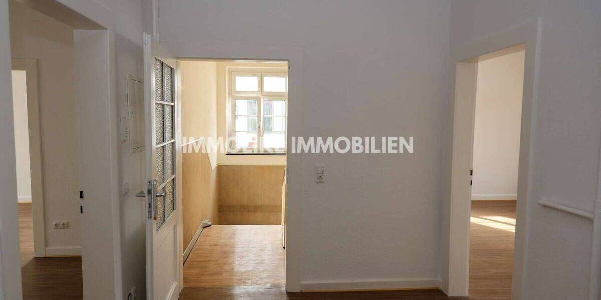 Etagenwohnung Schlüchtern - 3 Zimmer, 93 m&sup2;, 840&euro; | Angebot:25996535