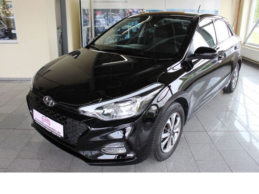 i20