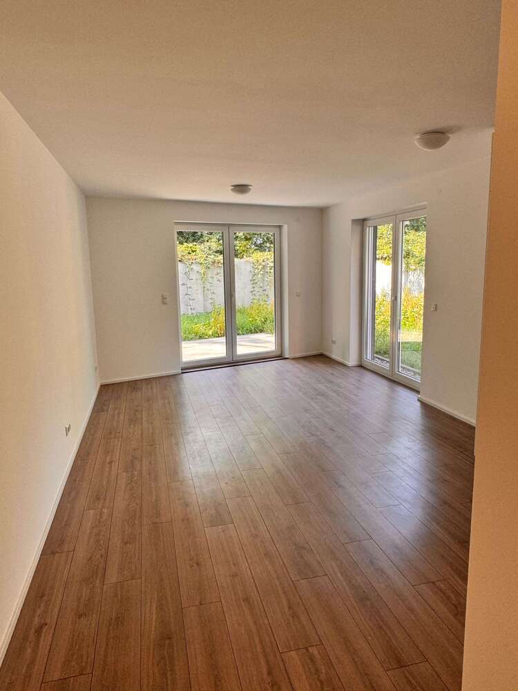 Wohnung zum Mieten in Offenbach 1.560 € 92 m²