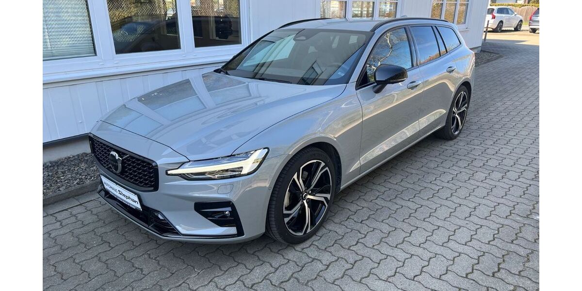 Volvo V60 9.000 km 37.890 &euro; Goslar OT Vienenburg 38690