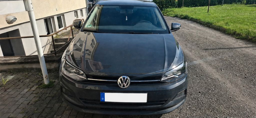 VW Polo 94.656 km 10.000 &euro; Artern 06556