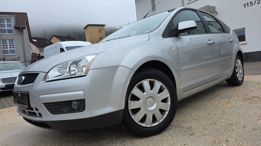 Ford Focus 130.000 km 3.500 &euro; Stuttgart 70563