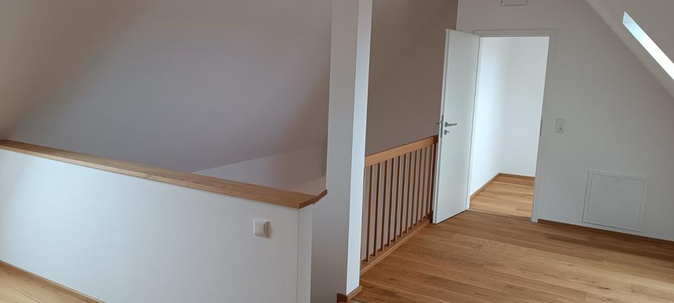 Maisonettenwohnung Oettingen in Bayern - 2.5 Zimmer, 89 m&sup2;, 1.100&euro; | Angebot:24877172