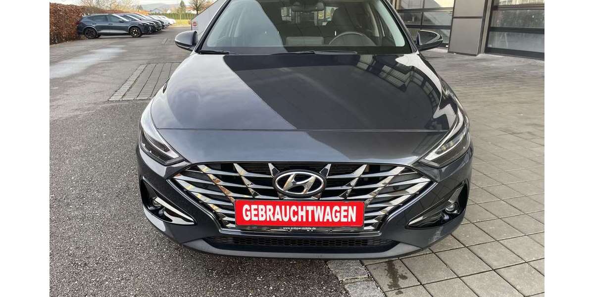 Hyundai i30 50.990 km 14.490 &euro; Saaldorf-Surheim 83416