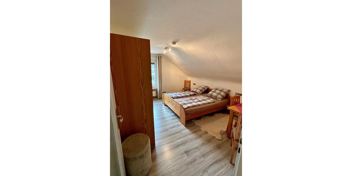 Dachgeschoßwohnung Bad Urach - 2.5 Zimmer, 41 m&sup2;, 135.246&euro; | Angebot:25854278