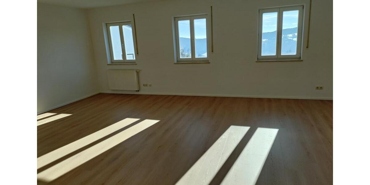 Etagenwohnung Schönberg - 3 Zimmer, 57 m&sup2;, 450&euro; | Angebot:24300258