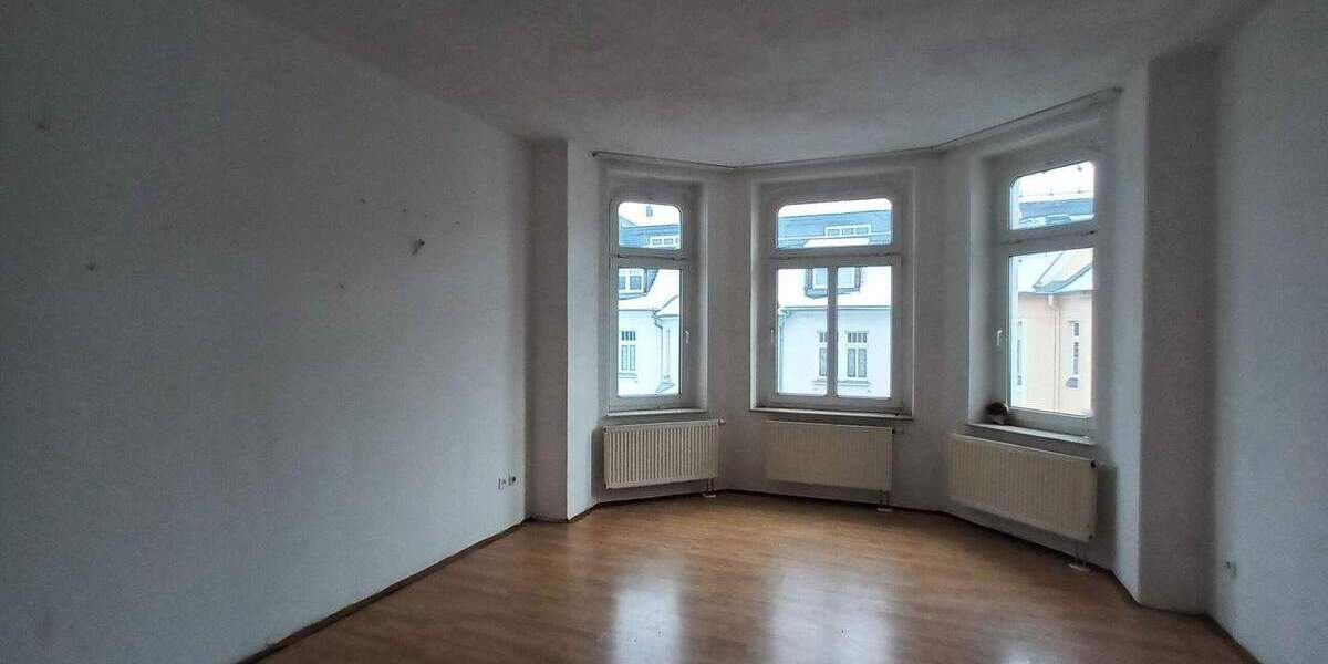 Etagenwohnung Gera Innenstadt - 3 Zimmer, 95.000&euro; | Angebot:25371708