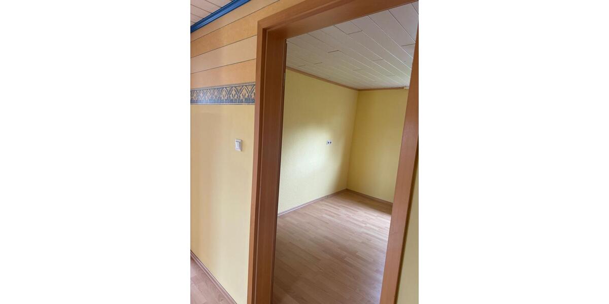 Etagenwohnung Pirmasens Niedersimten - 3 Zimmer, 63 m&sup2;, 400&euro; | Angebot:26416153