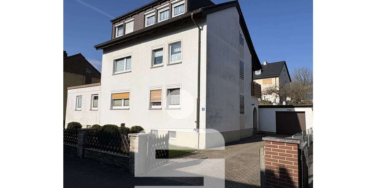 Einfamilienhaus Naila - 8 Zimmer, 211 m&sup2;, 189.000&euro; | Angebot:26397947