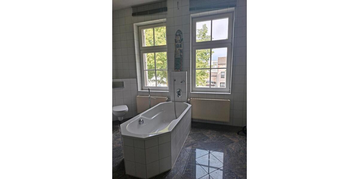Etagenwohnung Gütersloh - 2 Zimmer, 110 m&sup2;, 350.000&euro; | Angebot:26765834