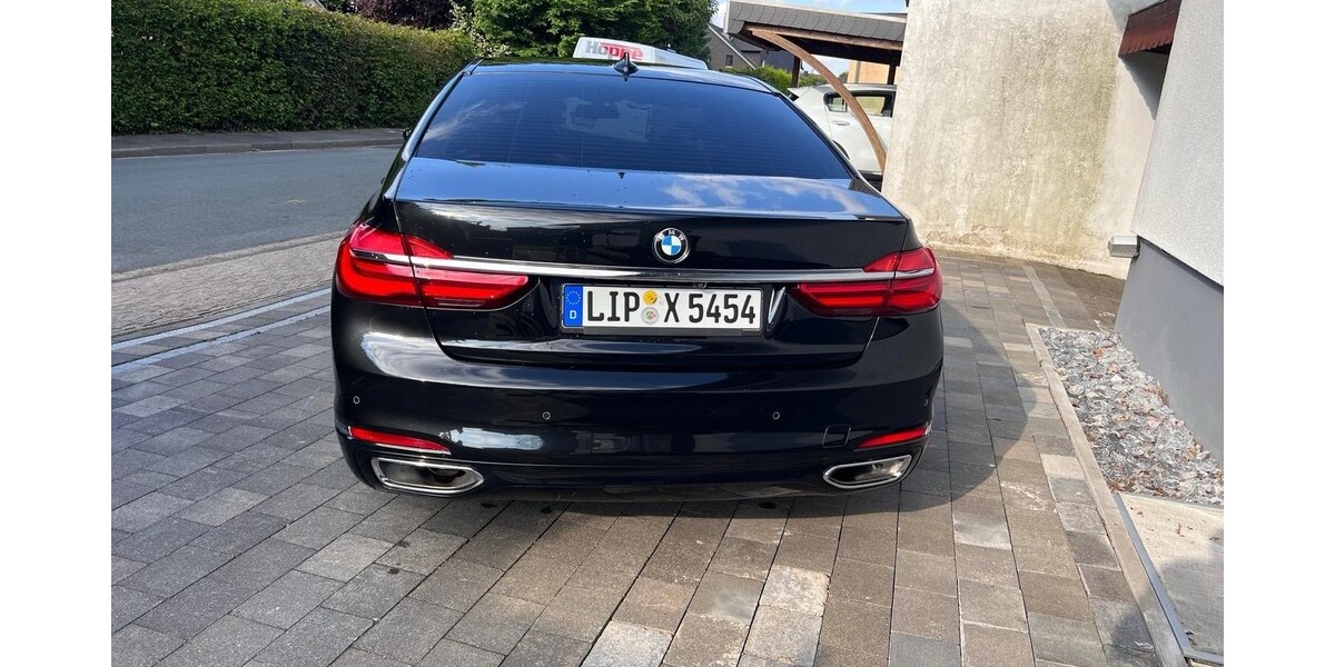 BMW 730 124.000 km 37.500 &euro; Lemgo 32657