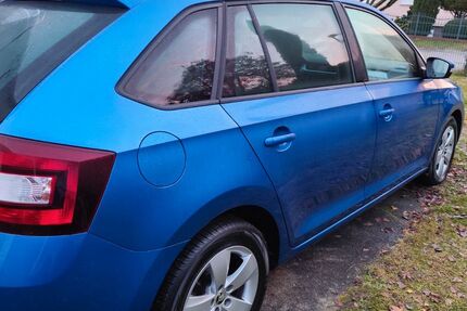 Skoda Rapid 103.000 km 7.500 &euro; Berlin 12683