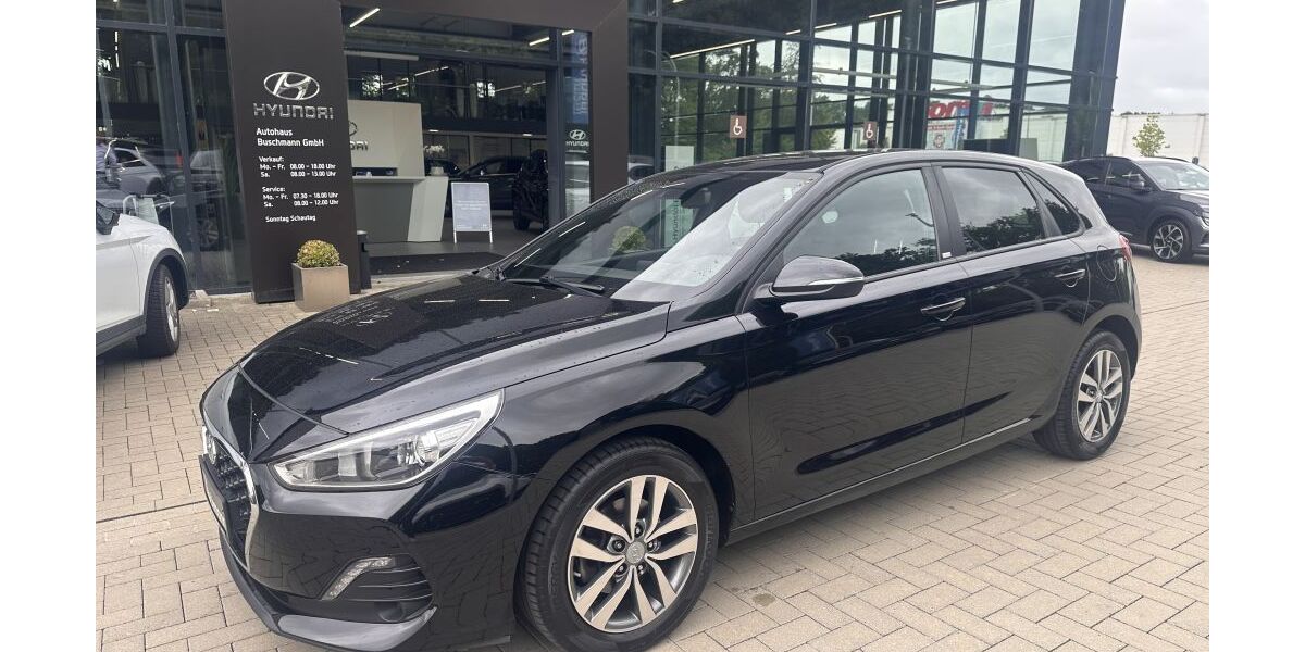 Hyundai i30 62.700 km 11.990 &euro; Espelkamp 32339