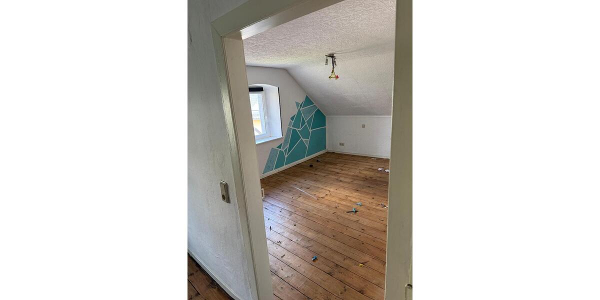 Doppelhaushälfte Nonnweiler - 8 Zimmer, 130 m&sup2;, 80.000&euro; | Angebot:26272171