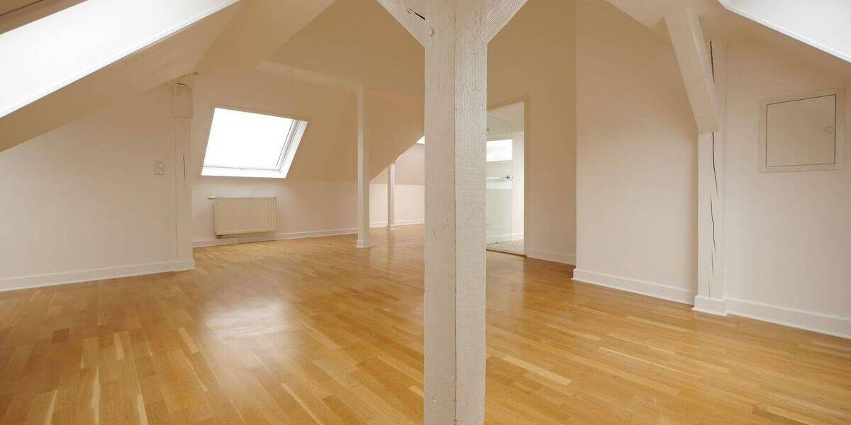 Etagenwohnung Weimar Westvorstadt - 2 Zimmer, 63 m&sup2;, 650&euro; | Angebot:26891503