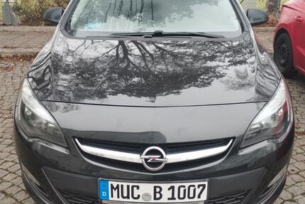 Opel Astra 210.000 km 5.200 &euro; München 80805