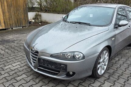Alfa Romeo 147 145.400 km 3.750 &euro; Kümmersbruck 92245