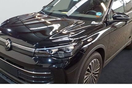 VW Tiguan 14.550 km 38.711 € Gotha 99867