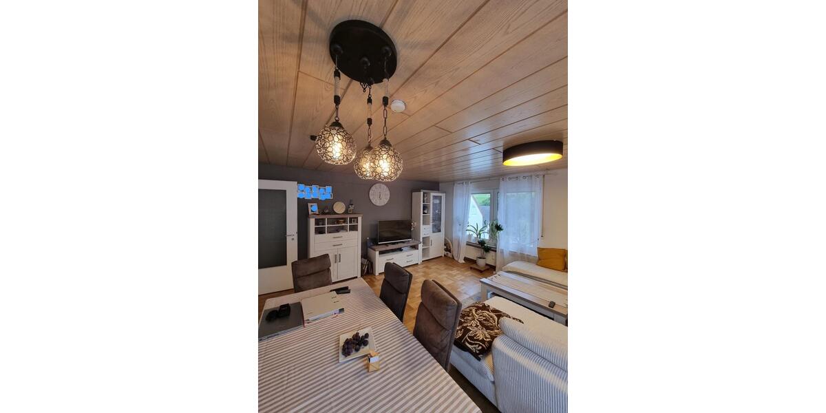 Etagenwohnung Denkendorf - 3 Zimmer, 89 m&sup2;, 412.000&euro; | Angebot:25128478