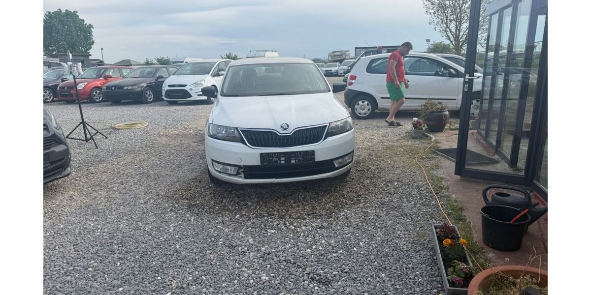 Skoda Rapid 202.000 km 2.799 &euro; Regensburg 93055