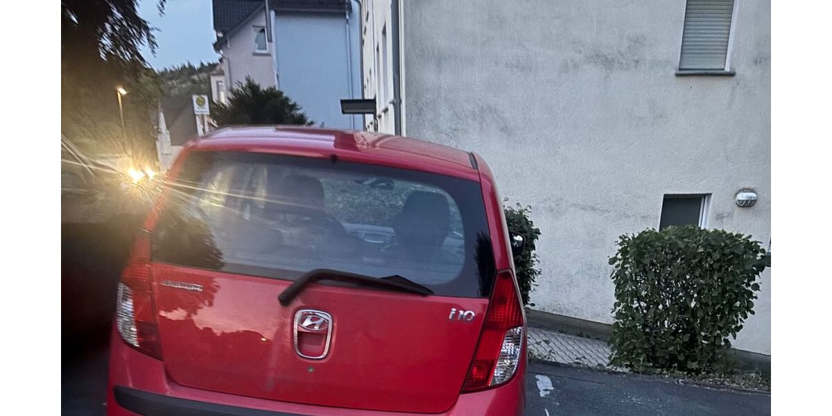 Hyundai i10 177.700 km 1.999 &euro; Halver 58553