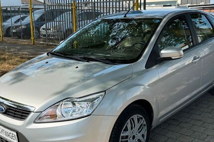 Ford Focus 138.000 km 2.349 &euro; Osnabrück 49084