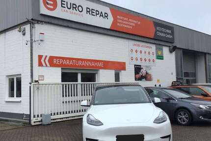 Tesla Model Y 25.900 km 37.600 &euro; Niederzier 52382