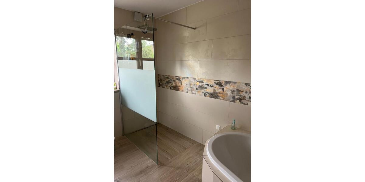 Provisionfrei Großzügige EFH mit ELW zimmer