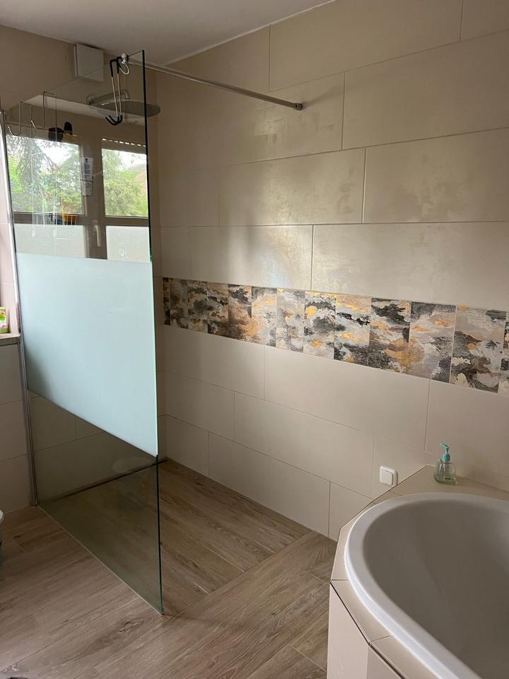 Provisionfrei Großzügige EFH mit ELW zimmer