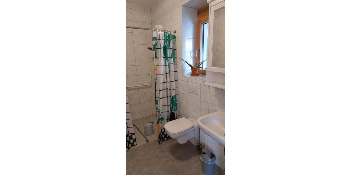 Dachgeschoßwohnung Rutesheim - 2 Zimmer, 50 m&sup2;, 680&euro; | Angebot:25576452