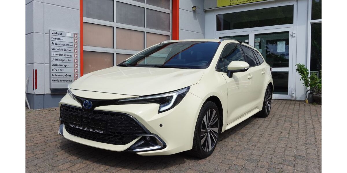 Toyota Corolla 31.472 km 27.500 &euro; Dahlwitz Hoppegarten 15366