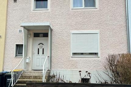 Haus Rinteln - 5 Zimmer, 150 m&sup2;, 185.000&euro; | Angebot:24537136