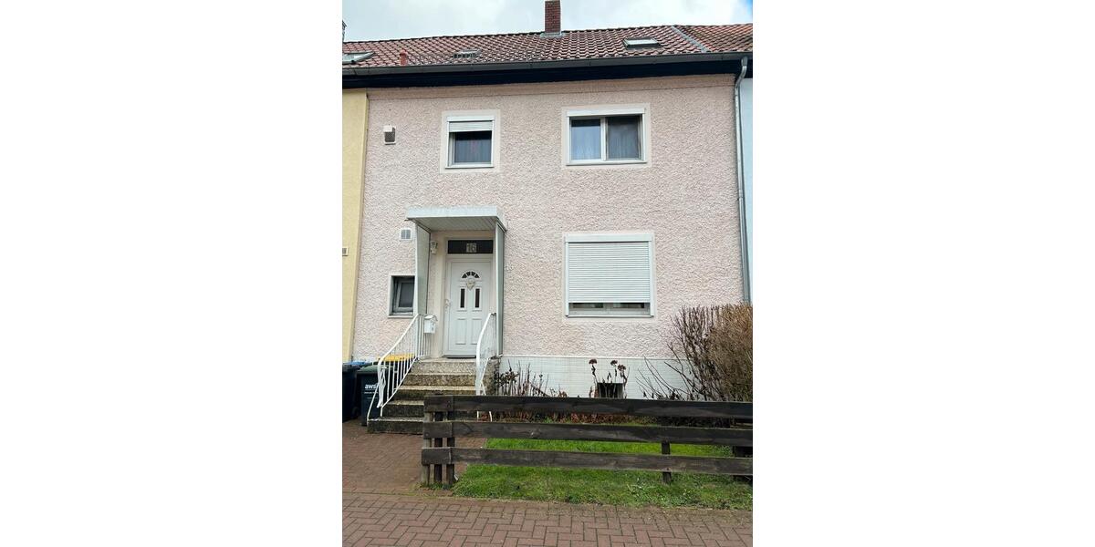 Reihenhaus Rinteln - 5 Zimmer, 150 m&sup2;, 185.000&euro; | Angebot:24537136
