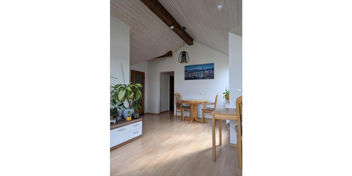 Dachgeschoßwohnung Mössingen - 2.5 Zimmer, 53 m&sup2;, 194.000&euro; | Angebot:26287986
