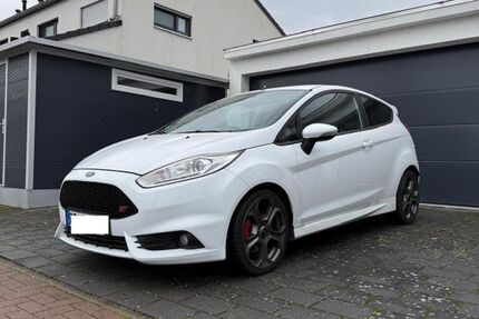 Ford Fiesta 74.492 km 11.990 € Dannstadt-Schauernheim 67125