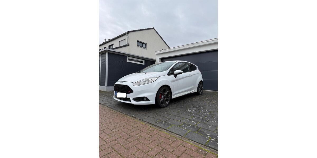 Ford Fiesta 74.492 km 11.990 € Dannstadt-Schauernheim 67125