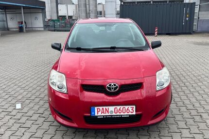Toyota Auris 76.500 km 2.500 &euro; Eggenfelden 84307